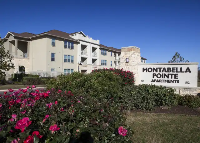 Property at 5121 N Foster Rd Unit 103, San Antonio, TX, 78244, 3 beds, 1 bath, [object Object]