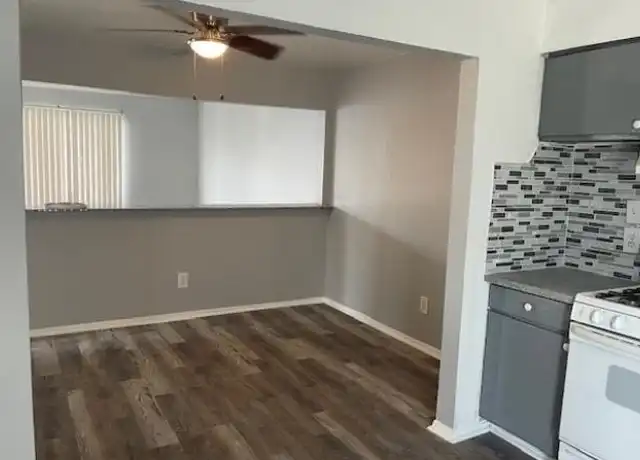 Property at 6004 Schroeder Rd, Houston, TX, 77021, 2 beds, 1 bath, [object Object]