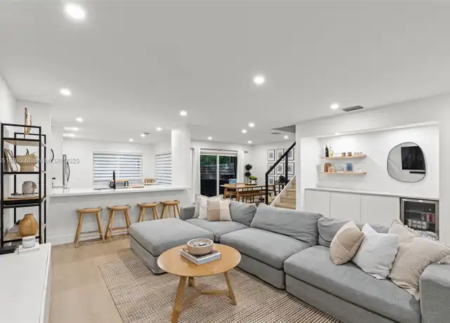 Property at 11580 SW 91st Ter Unit 11580, Miami, FL, 33176, 3 beds, 2.5 baths, [object Object]