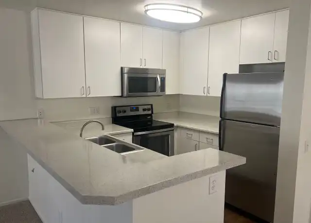 Property at 2855 Pinecreek Dr Unit D-236, Costa Mesa, CA, 92626, 1 bed, 1 bath, [object Object]