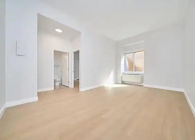 Property at 160 Riverside Blvd Unit 6G, New York, NY, 10069, 1 bed, 1 bath, [object Object]