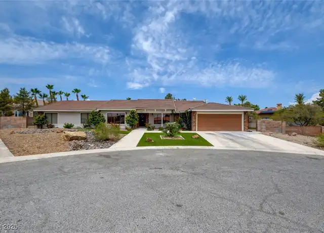 Property at 7040 Bailey Cir, Las Vegas, NV, 89117, 4 beds, 2.5 baths, [object Object]