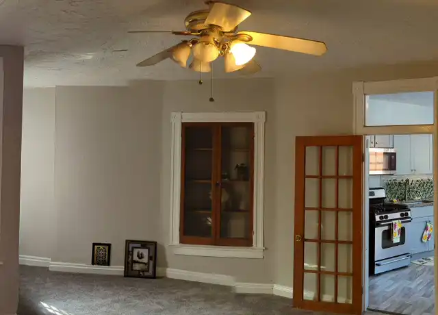 Property at 1209 E Oliver St, Baltimore, MD, 21202, 3 beds, 1 bath, [object Object]