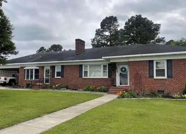 Property at 109 Grove Ave, Suffolk, VA, 23434, 3 beds, 2 baths, [object Object]