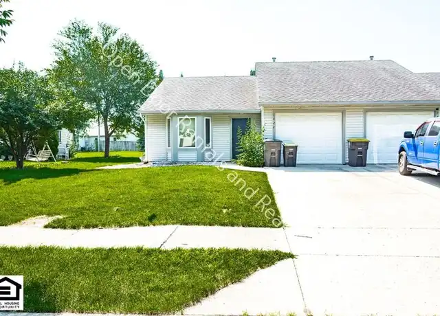 Property at 1422 Flagstone Dr, Fort Wayne, IN, 46815, 2 beds, 1.5 baths, [object Object]