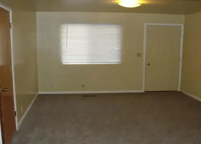 Property at 361 N 300 W Unit 2, Logan, UT, 84321, 2 beds, 1 bath, [object Object]