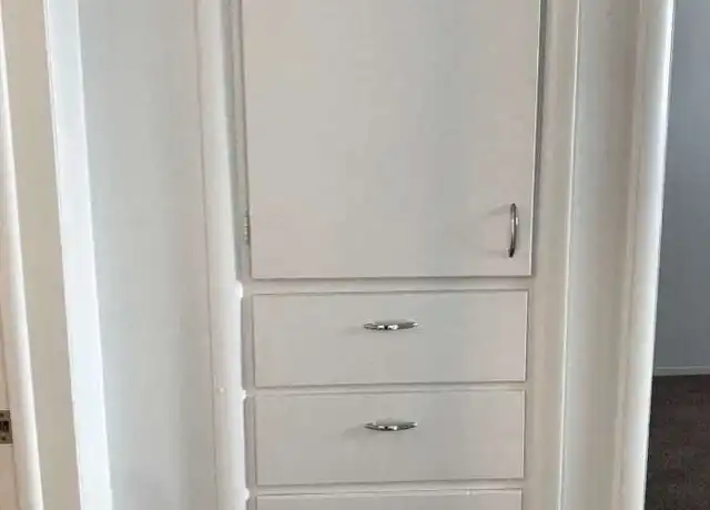 Property at 361 N 300 W Unit 4, Logan, UT, 84321, 2 beds, 1 bath, [object Object]