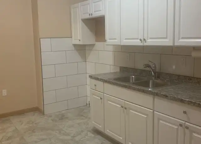 Property at 414 Paterson Plank Rd Unit 2, Union City, NJ, 07087, 1 bed, 1 bath, [object Object]