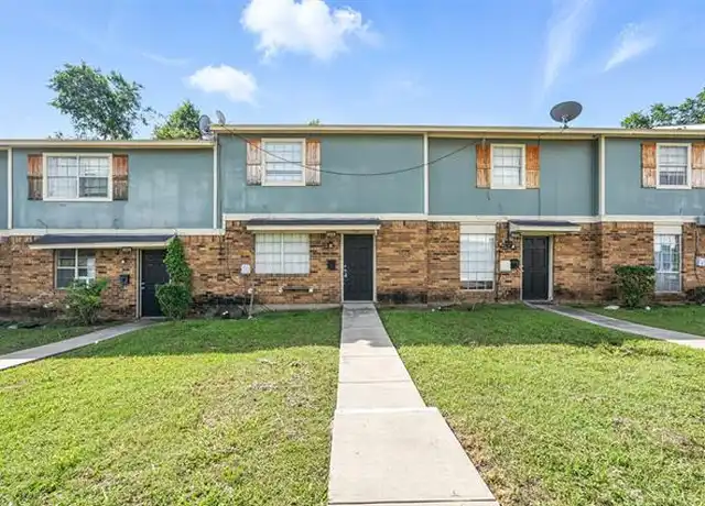 Property at 302 Candlewood Ln Unit 326, Garland, TX, 75041, 3 beds, 1.5 baths, [object Object]