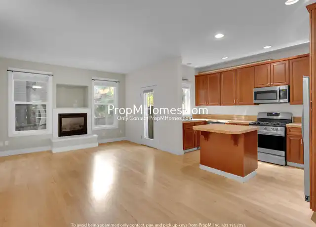 Property at 9595 SW 153rd Ave, Beaverton, OR, 97007, 3 beds, 2.5 baths, [object Object]
