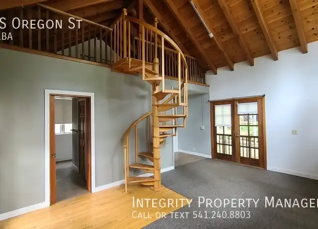 Property at 410 S Oregon St, Jacksonville, OR, 97530, 1 bed, 1 bath, [object Object]