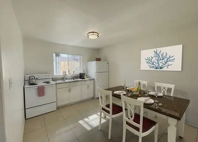 Property at Willetta Apartments - 1412 N 35th St, Phoenix, AZ, 85008, 0-2 beds, 1 bath, [object Object]