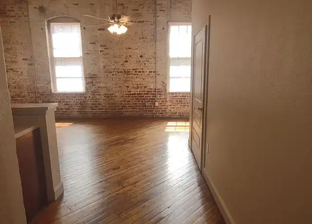 Property at 601 Bridge St Unit 306, Danville, VA, 24541, 1 bed, 1 bath, [object Object]