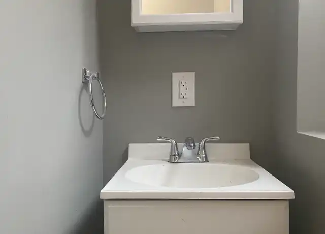 Property at 59 N 61st St Unit A11, Philadelphia, PA, 19139, 3 beds, 1 bath, [object Object]