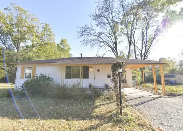 Property at 2125 Hairston St, Conway, AR, 72034, 3 beds, 1.5 baths, [object Object]