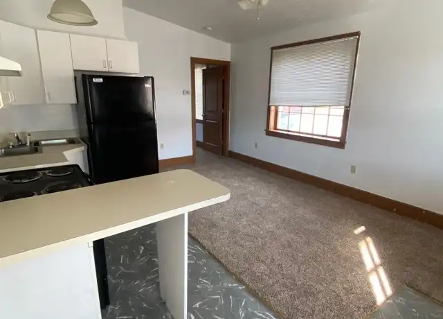 Property at 101 N 2nd St Unit 10, Princeton, WV, 24740, 1 bed, 1 bath, [object Object]