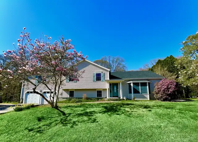 Property at 84 Renee Dr, Pawcatuck, CT, 06379, 3 beds, 2.5 baths, [object Object]