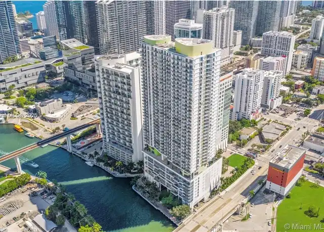 Property at 185 SW 7th St #3600, Miami, FL, 33130, 0 beds, 1 bath, [object Object]
