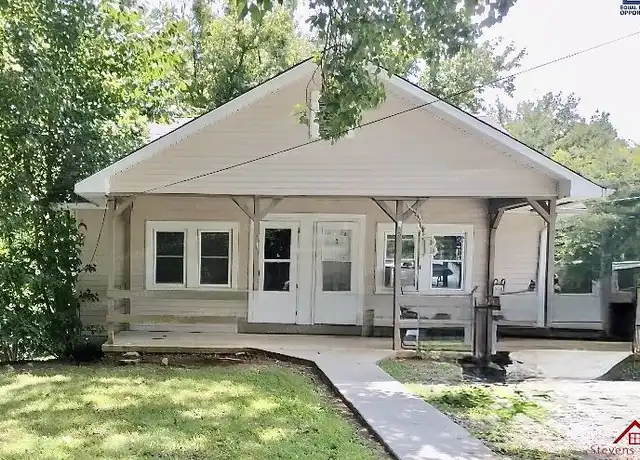 Property at 1364 Crescent Dr Unit 2, Cookeville, TN, 38501, 2 beds, 1 bath, [object Object]