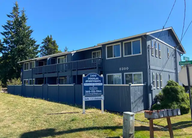 Property at 2300 Douglas Ave Unit 3, Bellingham, WA, 98225, 2 beds, 1 bath, [object Object]