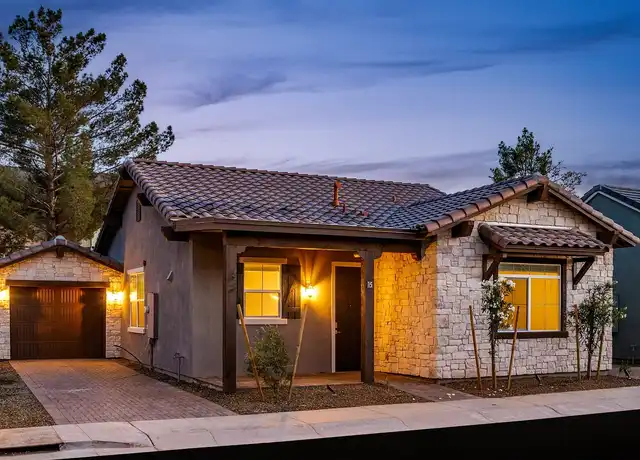 Property at The Village at College Park - 2845 N Price Rd, Chandler, AZ, 85224, 1 bed, 1 bath, [object Object]