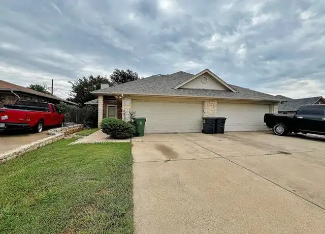 Property at 5131 Trail Dust Ln, Arlington, TX, 76017, 2 beds, 2 baths, [object Object]