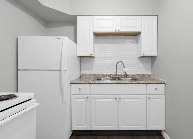 Property at Garden Heights Apartments - 257 S Central Ave, Columbus, OH, 43223, 1-2 bed, 1 bath, [object Object]