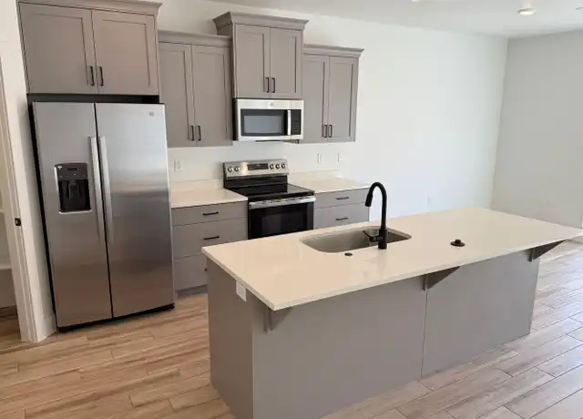 Property at 2004 W 250 S, Hurricane, UT, 84737, 4 beds, 2.5 baths, [object Object]