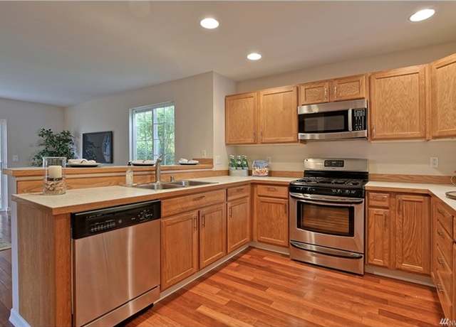 Photo of 12302 10th St NE, Lake Stevens, WA 98258