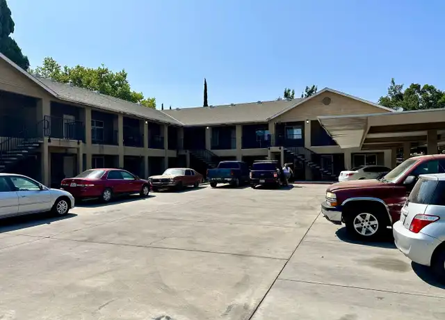 Property at 329 S I St Unit 103, Madera, CA, 93637, 2 beds, 1 bath, [object Object]