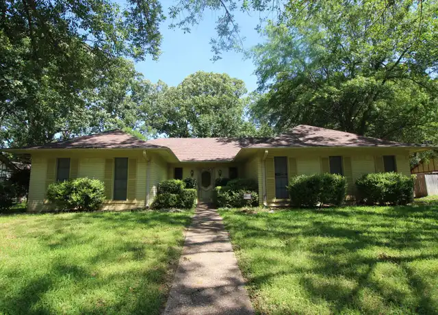Property at 2214 Heather Ln, Tyler, TX, 75703, 3 beds, 2 baths, [object Object]