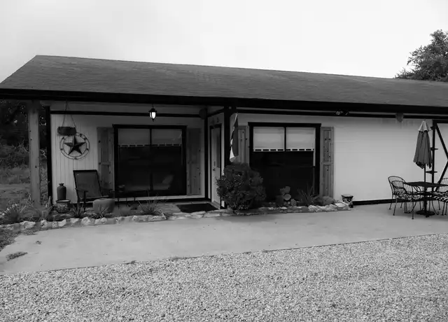 Property at 3800 Creek Rd, Dripping Springs, TX, 78620, 2 beds, 1.5 baths, [object Object]