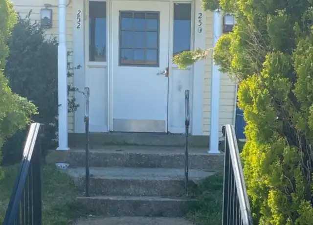 Property at 252 Sawmill Rd #407, Brick, NJ, 08724, 2 beds, 1 bath, [object Object]