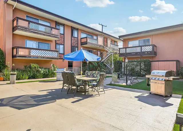 Photo of 23930 Ocean Ave, Torrance, CA 90505