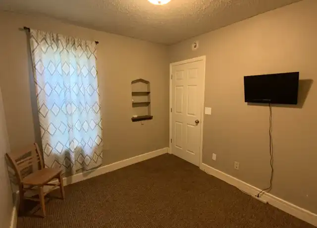 Property at 2205 Banks Ave, Superior, WI, 54880, 3 beds, 1 bath, [object Object]
