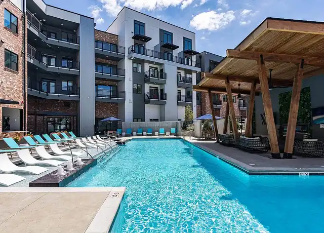 Property at Sterling Nashville West - 7114 Charlotte Pike, Nashville, TN, 37209, 0-3 beds, 1-2 bath, [object Object]