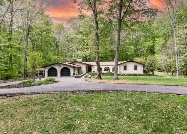Property at 7833 Willowbrook Rd, Fairfax Station, VA, 22039, 4 beds, 4 baths, [object Object]