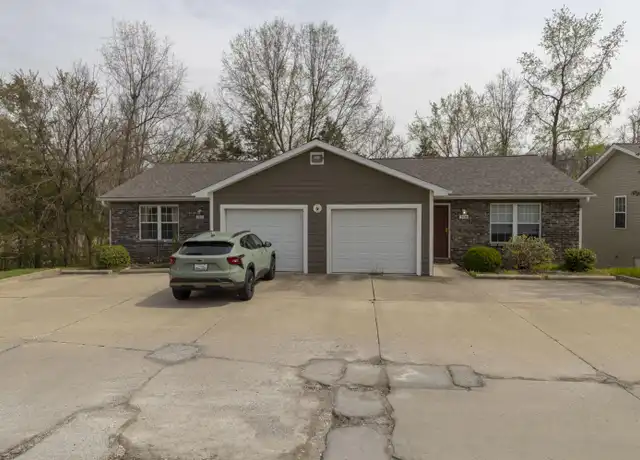 Property at 3410 E Saint Charles Rd, Columbia, MO, 65201, 3 beds, 2 baths, [object Object]