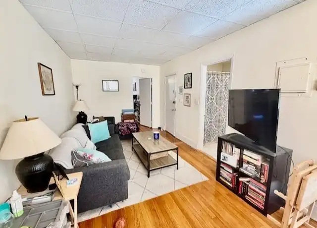 Property at 176 Endicott St Unit 2, Boston, MA, 02113, 2 beds, 1 bath, [object Object]