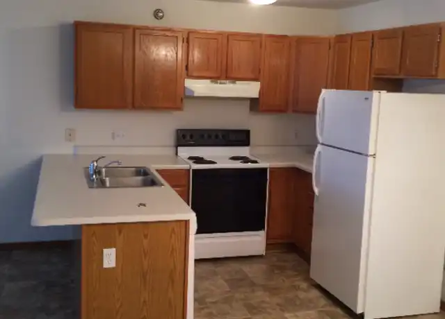 Property at 100 S Division St Unit 106, Waunakee, WI, 53597, 1 bed, 1 bath, [object Object]