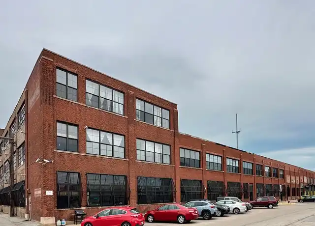 Property at 3129 W Carroll Ave Unit F3, Chicago, IL, 60612, 3 beds, 2 baths, [object Object]