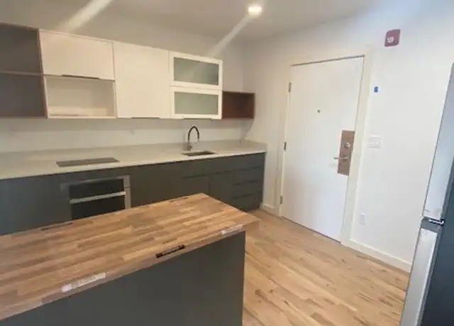 Property at 35 Springside Ave, New Haven, CT, 06515, 3 beds, 1 bath, [object Object]