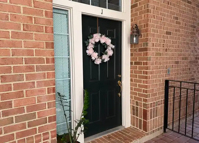 Property at 7025 Haycock Rd #610, Falls Church, VA, 22043, 2 beds, 2.5 baths, [object Object]