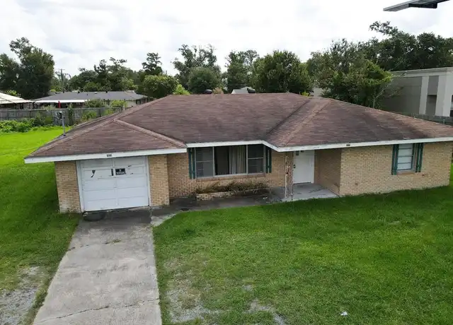 Property at 4021 Nelson Rd, Lake Charles, LA, 70605, 3 beds, 2 baths, [object Object]