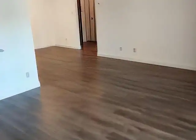 Property at 8620 N Port Washington Rd Unit 212, Fox Point, WI, 53217, 1 bed, 1 bath, [object Object]