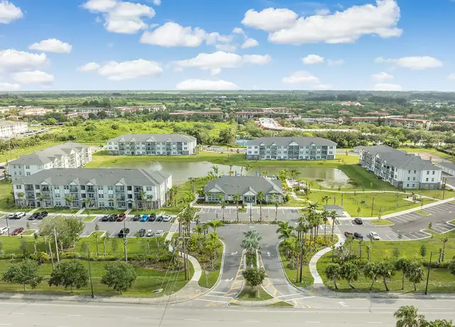Photo of 7580 Heron Cir, Vero Beach, FL 32966