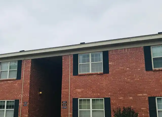 Property at 6101 N Brookline Ave, Oklahoma City, OK, 73112, 2 beds, 1 bath, [object Object]