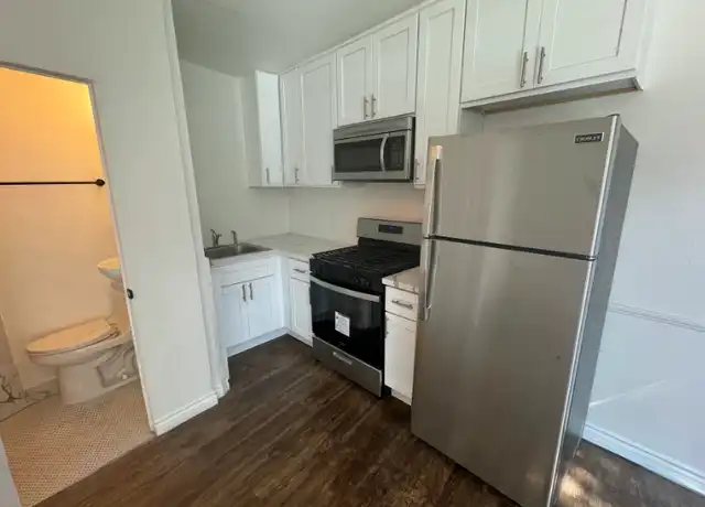 Property at 473-491 S Roxbury Dr Unit 1, Beverly Hills, CA, 90212, 0 beds, 1 bath, [object Object]