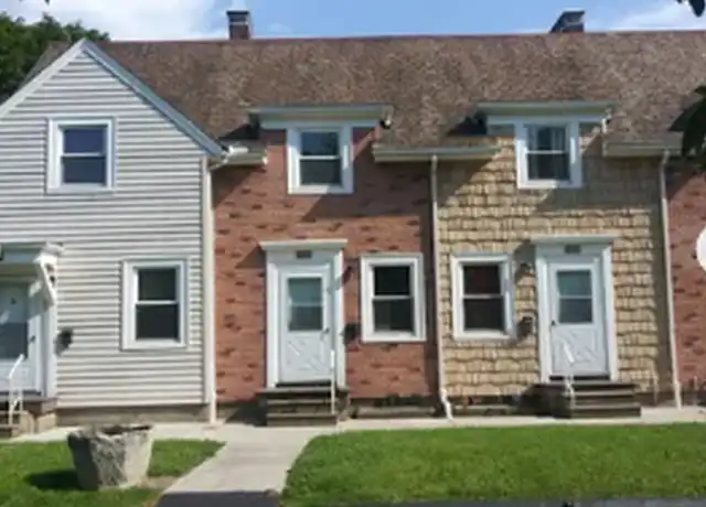 Property at 1310 S Danley Sq Unit 1310, Lorain, OH, 44052, 2 beds, 1 bath, [object Object]