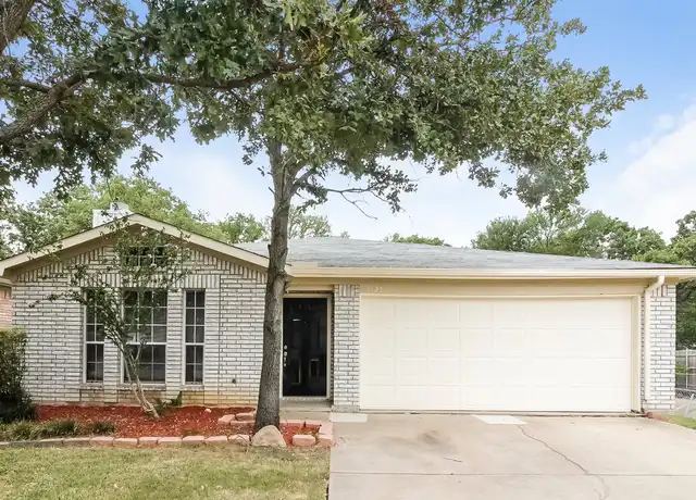Property at 1125 Hidden Creek Dr, Mansfield, TX, 76063, 3 beds, 2 baths, [object Object]